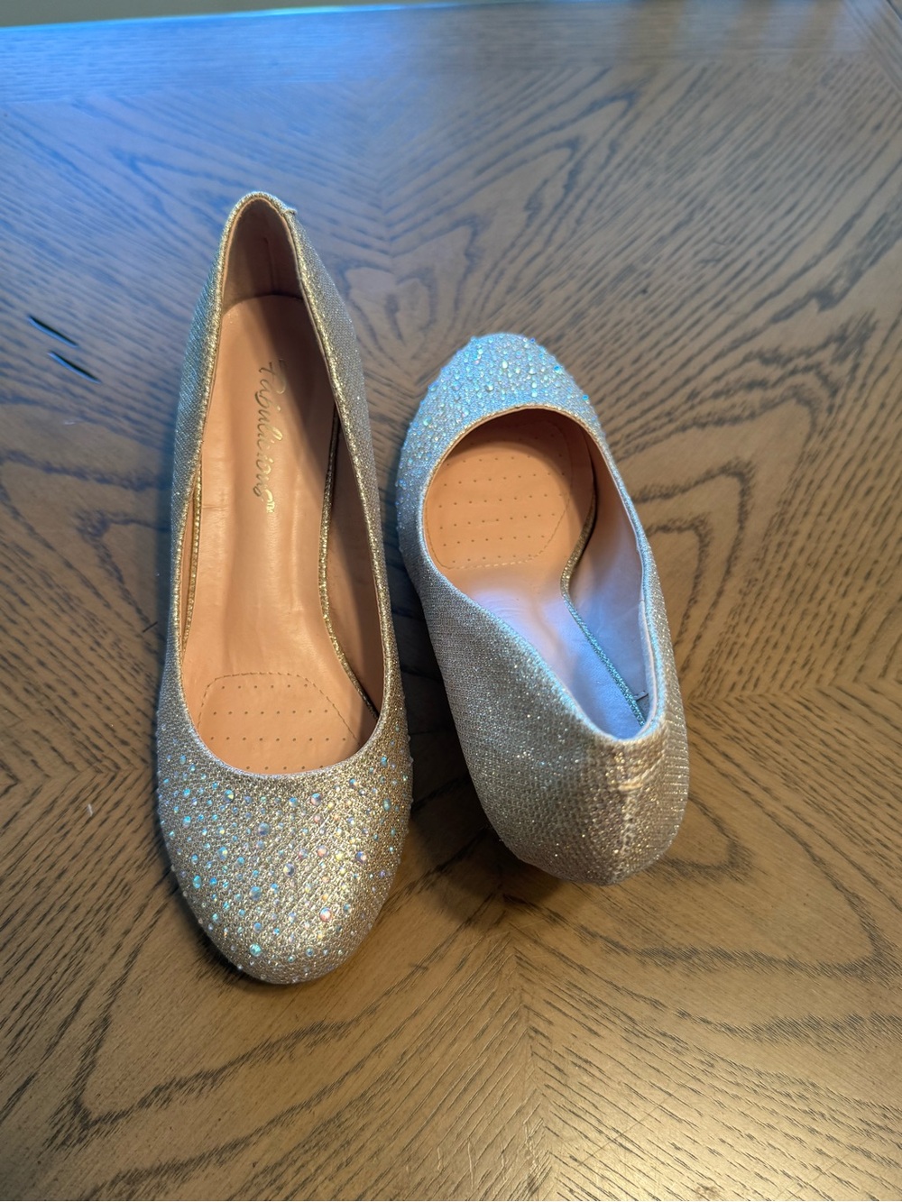 Refresh Women's Gold Glitter Heels with Pink Insole - Picture 7 of 9